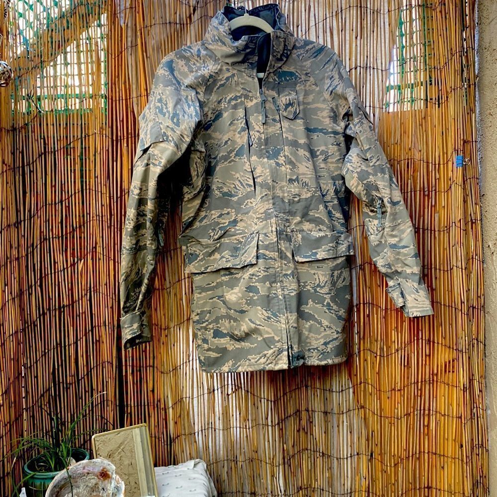 Gore Tex Military Grade All Weather Parka - Picture 2 of 7